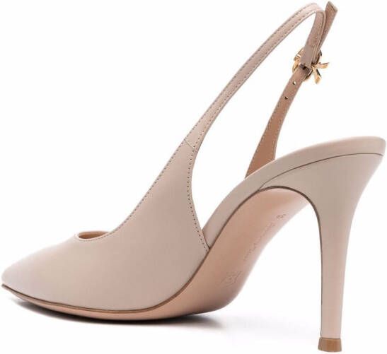 Gianvito Rossi Slingback pumps met puntige neus Beige