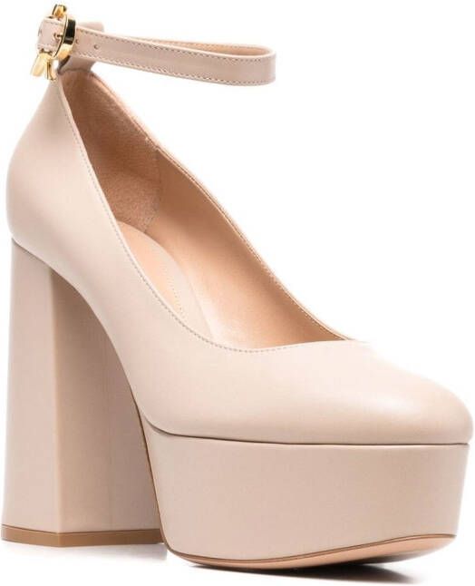 Gianvito Rossi Vernice pumps met plateauzool Beige