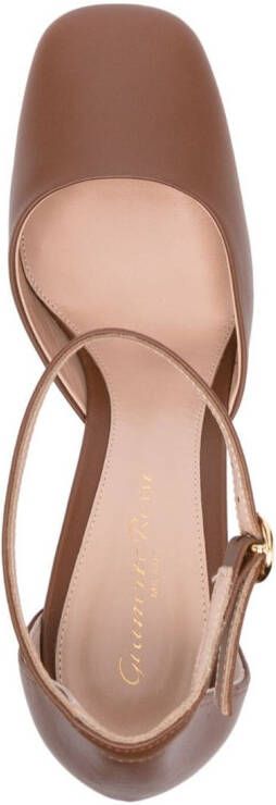 Gianvito Rossi Vian pumps met blokhak Bruin