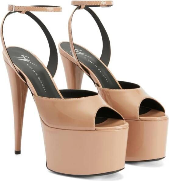 Giuseppe Zanotti Aida 150 mm imitatieleren sandalen Beige