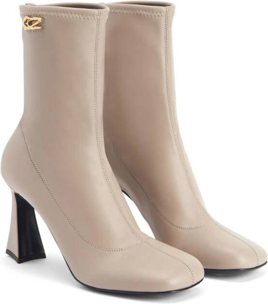 Giuseppe Zanotti Alethaa 85 mm enkellaarzen met logoplakkaat Beige