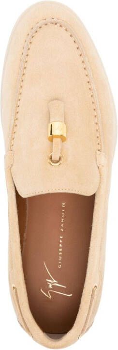 Giuseppe Zanotti Avela suède loafers met kwastje Beige