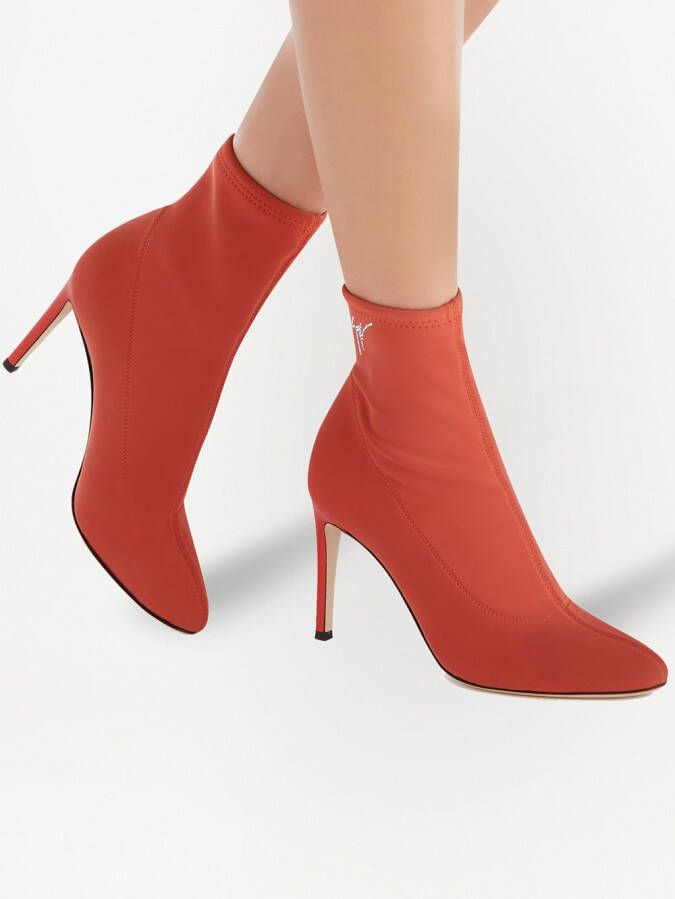 Giuseppe Zanotti Carlee enkellaarzen Oranje