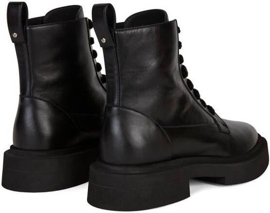 Giuseppe Zanotti Combat boots met veters Zwart