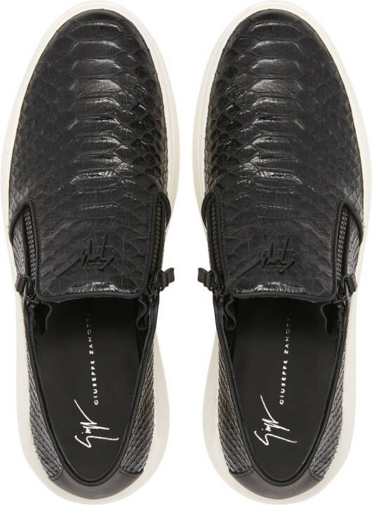 Giuseppe Zanotti Conley loafers met slangenprint Zwart