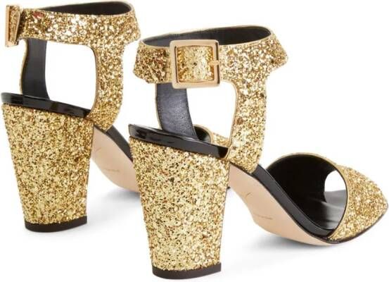 Giuseppe Zanotti Emmanuelle sandalen met glitter Goud