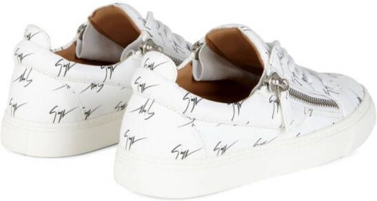 Giuseppe Zanotti Frankie sneakers met all-over logoprint Wit