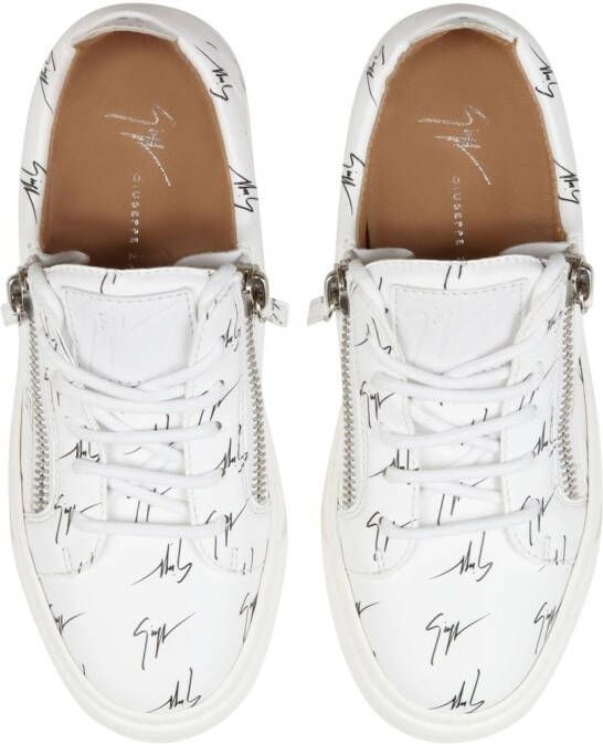 Giuseppe Zanotti Frankie sneakers met all-over logoprint Wit