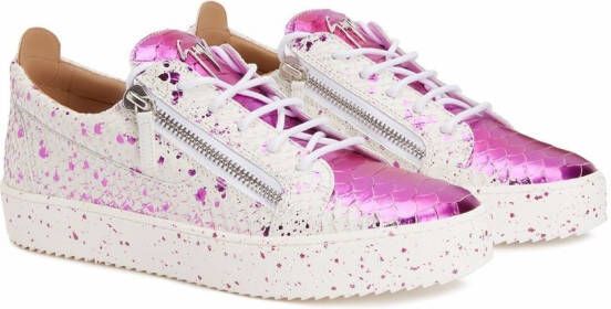 Giuseppe Zanotti Frankie sneakers met krokodillenleer-effect Roze
