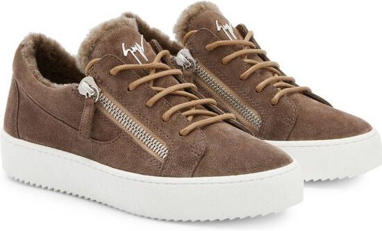 Giuseppe Zanotti Gail sneakers met afwerking van scheerwol Bruin