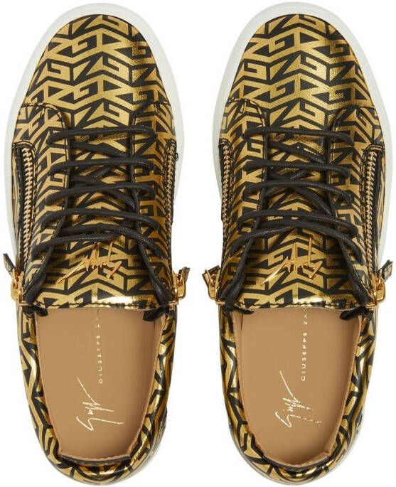 Giuseppe Zanotti Gail sneakers met monogramprint Goud