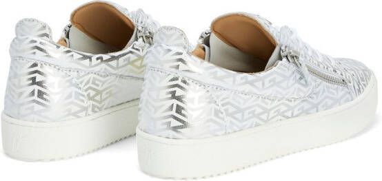 Giuseppe Zanotti Gail sneakers met monogramprint Zilver