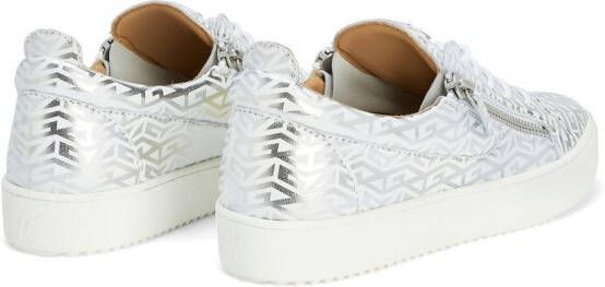 Giuseppe Zanotti Gail sneakers met monogramprint Zilver