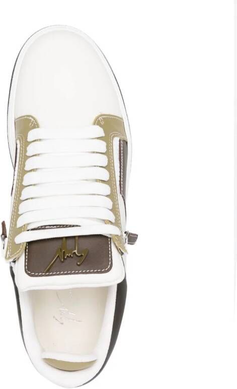 Giuseppe Zanotti GZ94 sneakers met logopatch Bruin