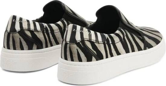 Giuseppe Zanotti GZ94 sneakers met zebraprint Zwart