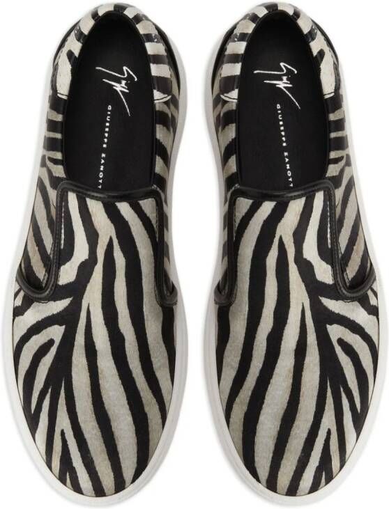 Giuseppe Zanotti GZ94 sneakers met zebraprint Zwart