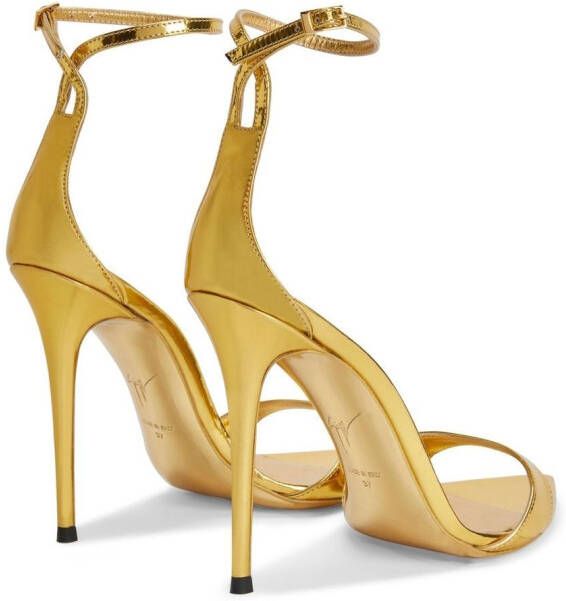 Giuseppe Zanotti Intriigo sandalen met bandje Goud