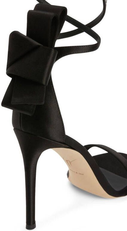 Giuseppe Zanotti Jodene sandalen met strik Zwart