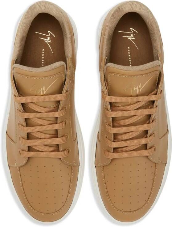 Giuseppe Zanotti Leren sneakers Beige