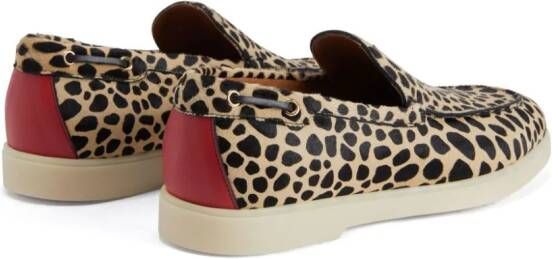 Giuseppe Zanotti Loafers met luipaardprint Beige