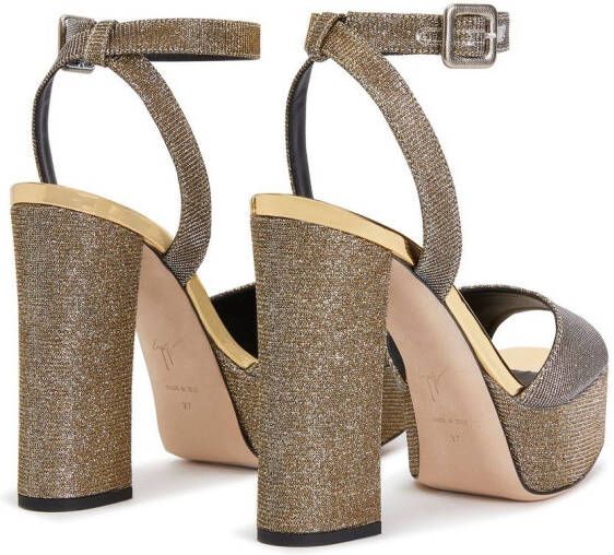 Giuseppe Zanotti New Betty sandalen met plateauzool Goud