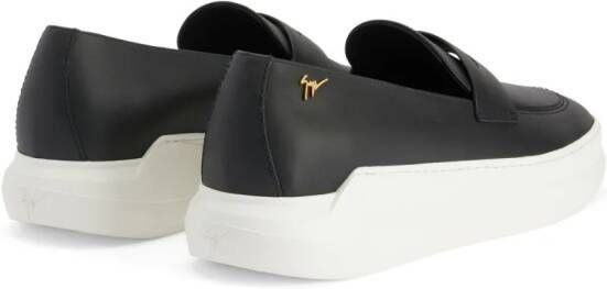 Giuseppe Zanotti New Conley loafers met logoplakkaat Zwart