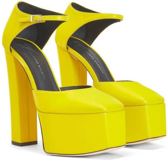 Giuseppe Zanotti Pumps met vierkante neus Geel