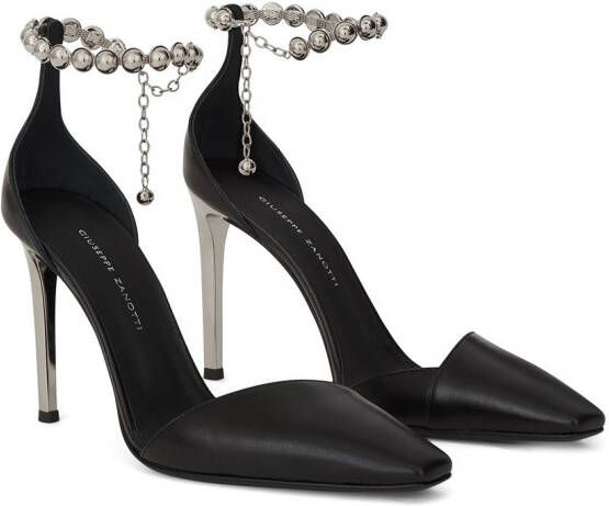 Giuseppe Zanotti Pumps verfraaid met ketting Zwart