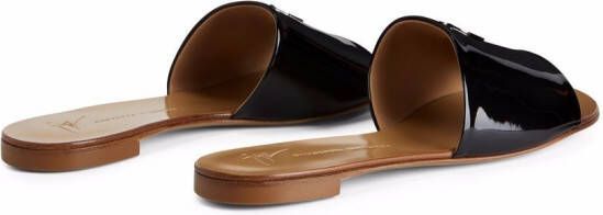 Giuseppe Zanotti Shirley slippers met gelakt-effect Zwart