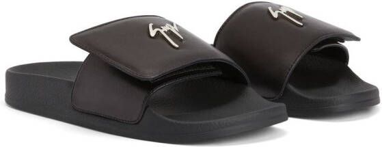 Giuseppe Zanotti Slippers met klittenband Zwart