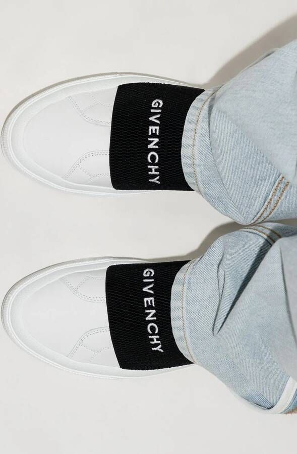 Givenchy Low-top sneakers Wit