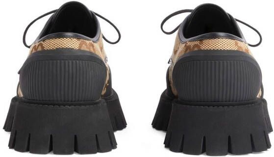 Gucci Derby veterschoenen Beige