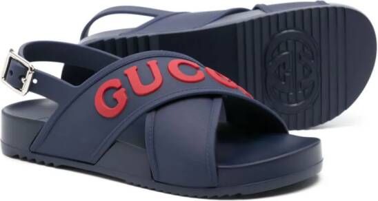 Gucci Kids rubberised-logo flat sandals Blauw