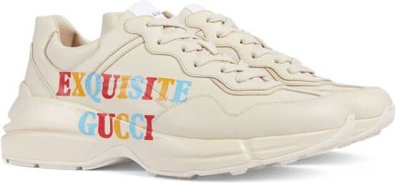 Gucci Sneakers met grafische print Beige