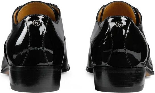 Gucci Veterschoenen met GG logo Zwart