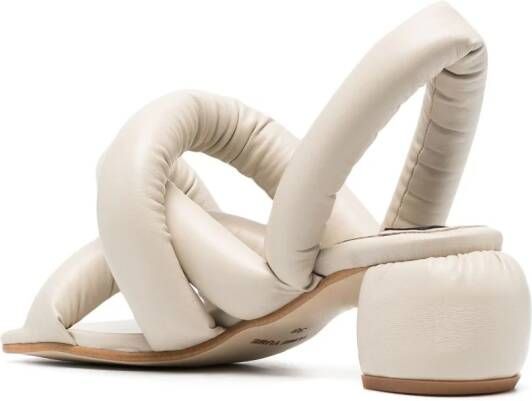 Henrik Vibskov Sausage sandalen met gekruiste bandjes Beige