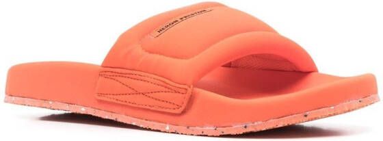 Heron Preston Slippers met logopatch Oranje