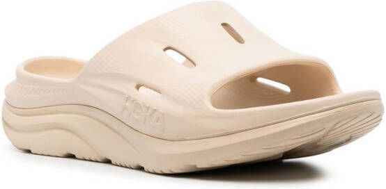 HOKA Ora Recovery slippers Beige