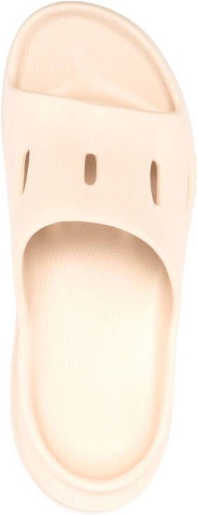 HOKA Ora Recovery slippers Beige