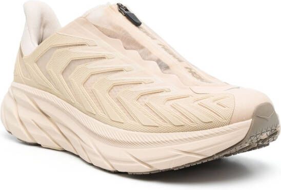 HOKA Project Clifton sneakers met rits Beige