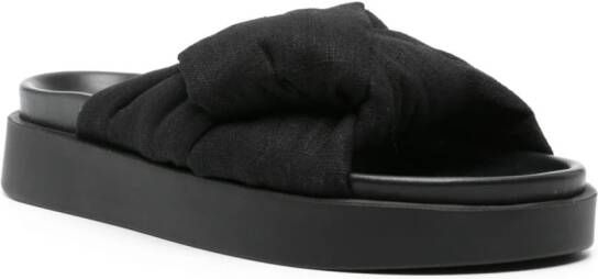 Inuikii Geknoopte slippers Zwart
