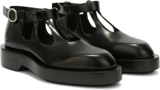 Jil Sander Leren loafers met gesp Zwart