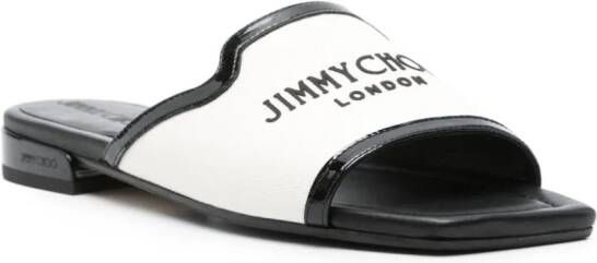 Jimmy Choo Nako slippers met logo-reliëf Wit