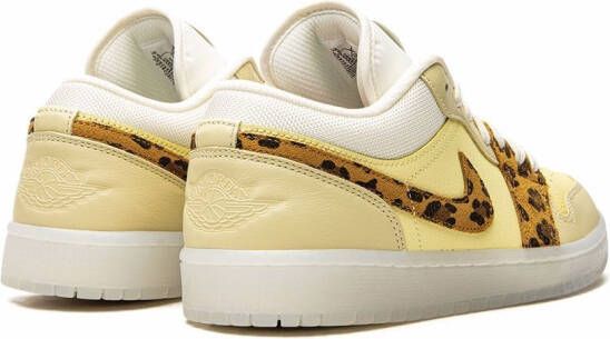 Jordan 1 Low sneakers Geel