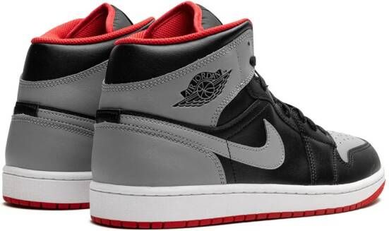 Jordan 1 Mid "Bred Shadow" sneakers Zwart