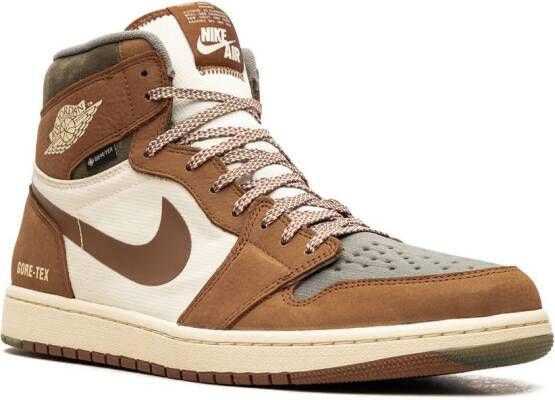 Jordan Air 1 Element "Legend Sand" sneakers Bruin