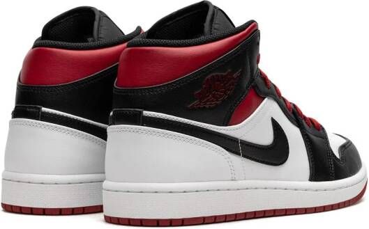 Jordan "Air 1 Gym Red Black Toe sneakers" Wit