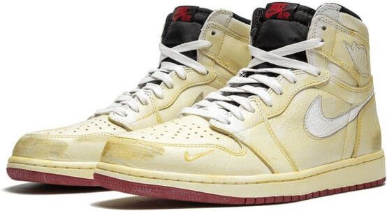 Jordan Air 1 Hoge sneakers Beige