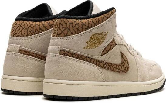 Jordan "Air 1 Low SE Brown Elephant sneakers" Beige