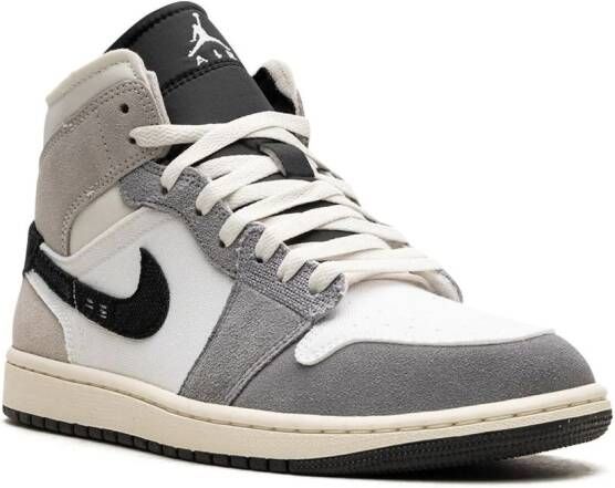 Jordan "Air 1 Low SE Craft Cement Grey sneakers" Grijs